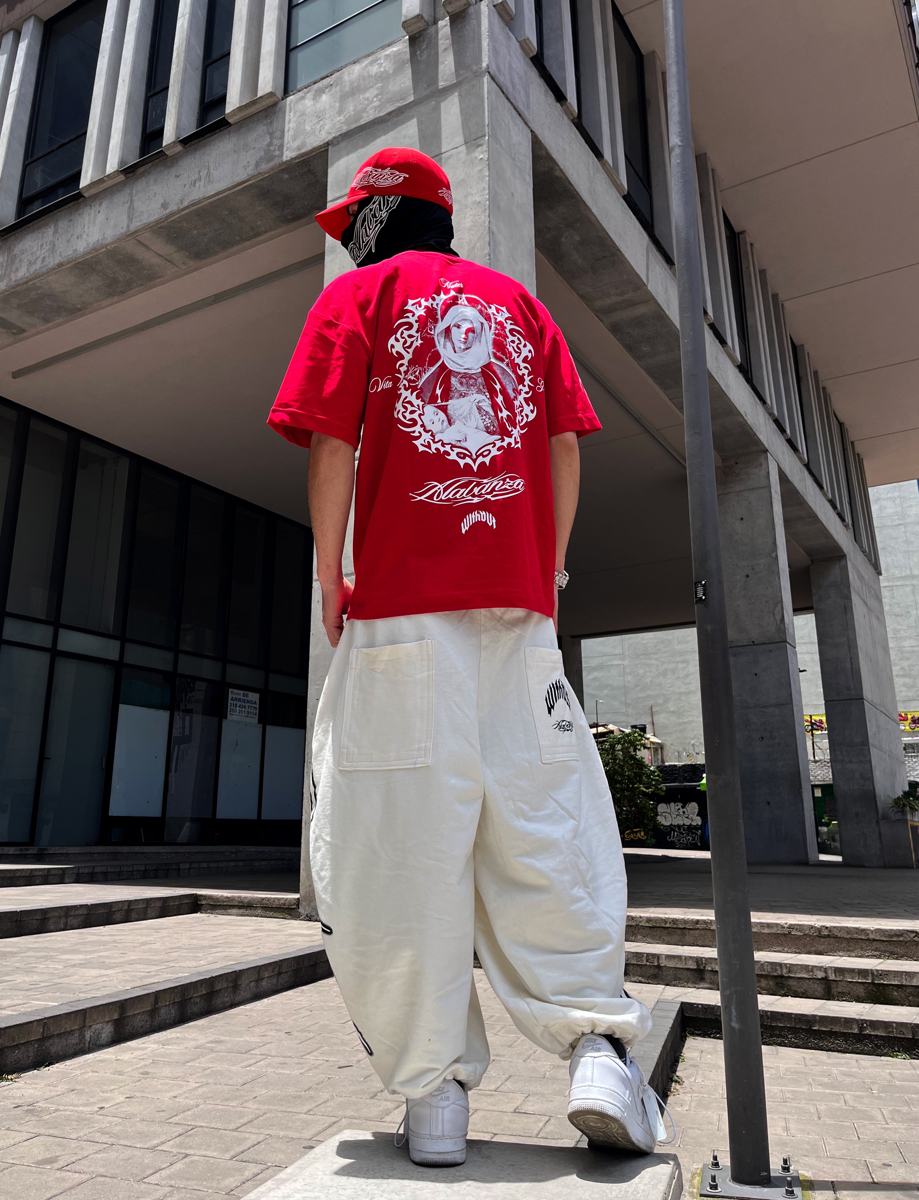 Camiseta Oversize “Matter Vita Gratia” | Roja