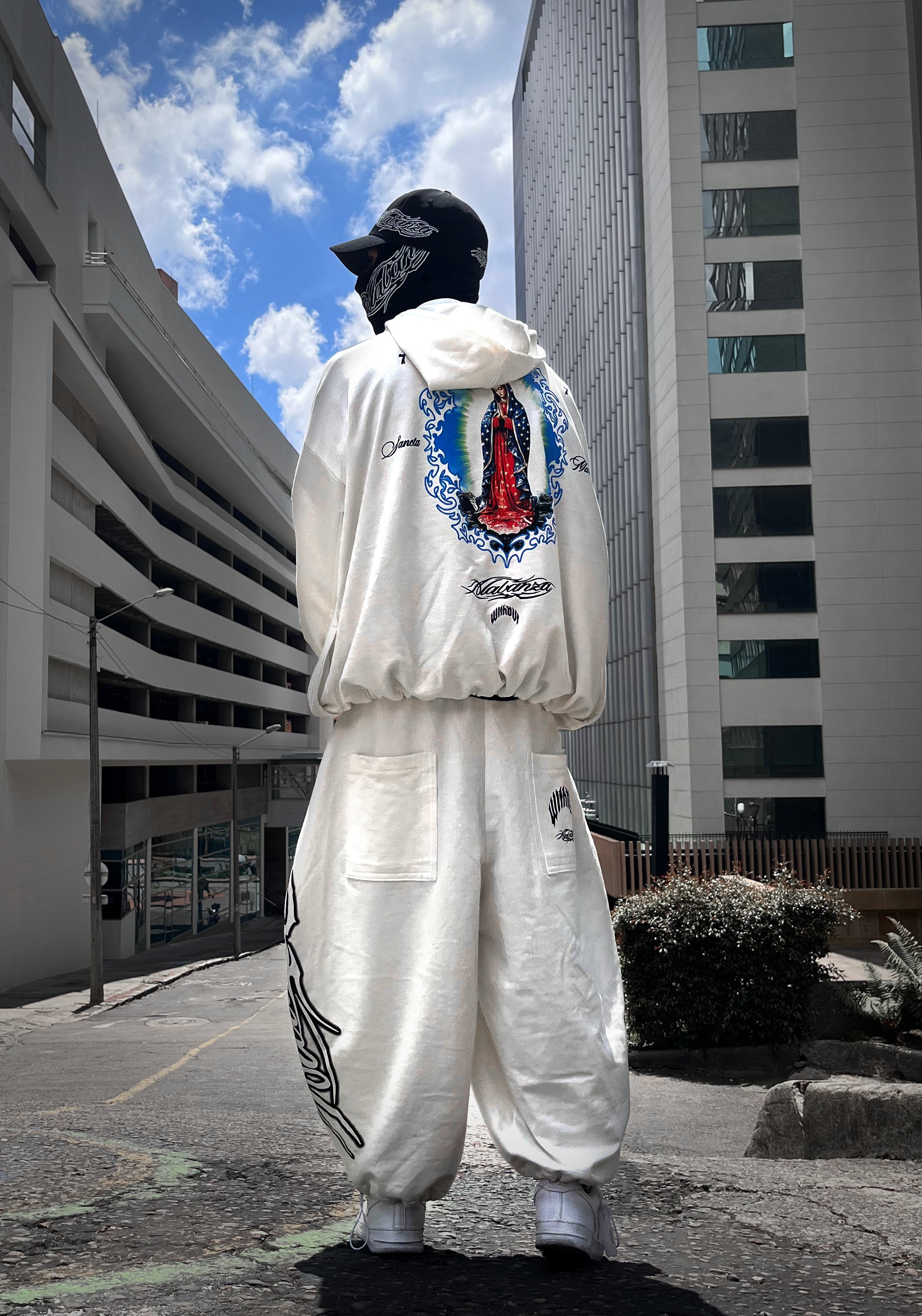 Hoodie Oversize “Sancta Maria” | Blanco