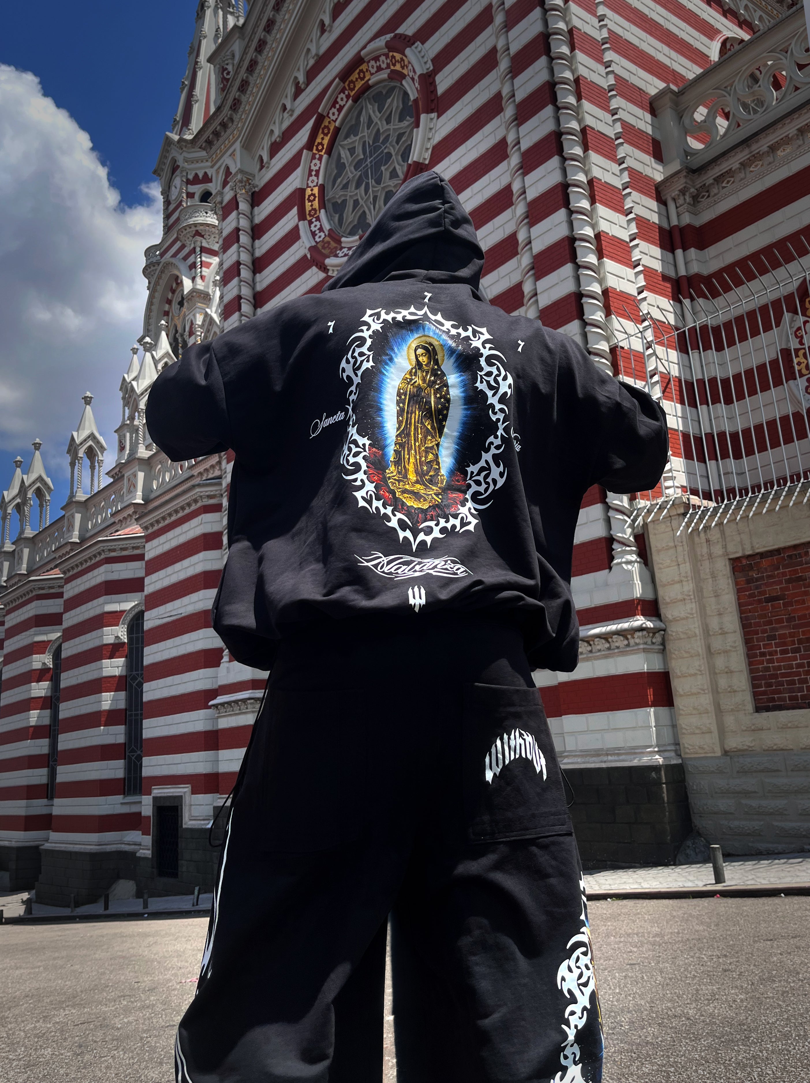 Hoodie Oversize “Sancta Maria” | Negro
